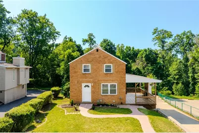 148 Marlow Dr, Pittsburgh, PA 15235 - Photo 1