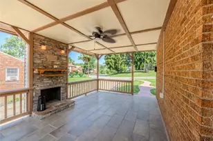 148 Marlow Dr, Pittsburgh, PA 15235 - Photo 3