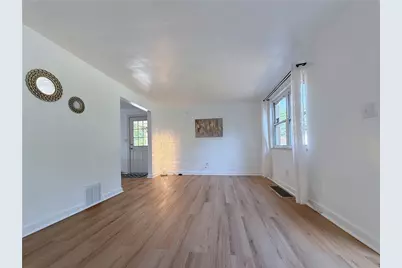 148 Marlow Dr, Pittsburgh, PA 15235 - Photo 5