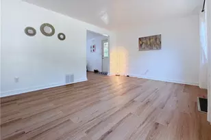 148 Marlow Dr, Pittsburgh, PA 15235 - Photo 5