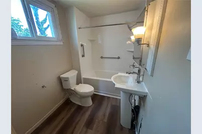 2118 Elsie St, Pittsburgh, PA 15210 - Photo 15