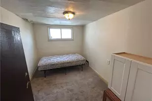 2118 Elsie St, Pittsburgh, PA 15210 - Photo 11