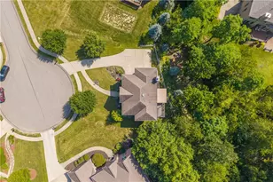 8002 Pressley Ct, Pittsburgh, PA 15237 - Photo 3