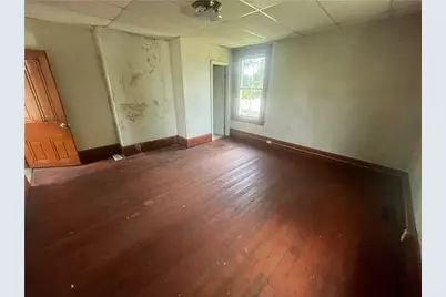 107 E Home St, New Castle, PA 16101 - Photo 17