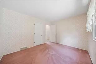 1025 Edward St, North Versailles, PA 15137 - Photo 17