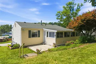 1025 Edward St, North Versailles, PA 15137 - Photo 29