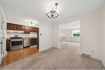 1025 Edward St, North Versailles, PA 15137 - Photo 7