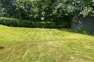 2520 Mohawk Dr, White Oak, PA 15131 - Photo 25