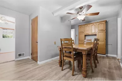 5256 Colewood Dr, Pittsburgh, PA 15236 - Photo 9