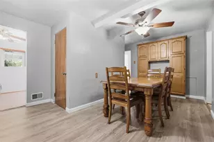 5256 Colewood Dr, Pittsburgh, PA 15236 - Photo 9