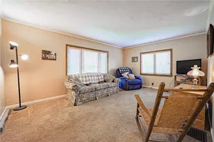 3886 Darlington Rd, Darlington Township, PA 16115 - Photo 11