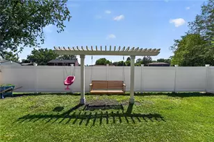 34 Mohawk Dr, Hempfield Township, PA 15601 - Photo 33