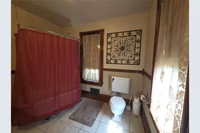 534 E Pearl St, Butler, PA 16001 - Photo 23