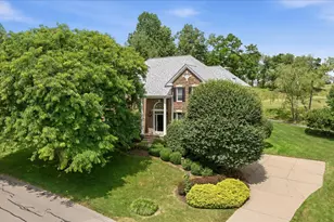 131 Alaqua Dr, Ohio Township, PA 15143 - Photo 1