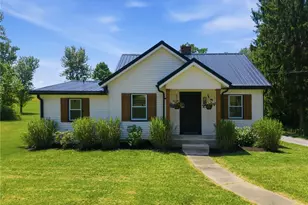 1520 State Route 130, Unity Township, PA 15601 - Photo 5