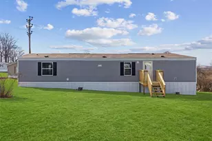 125 Laurel View Dr, Bullskin Township, PA 15666 - Photo 1