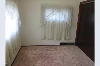 109 Linhart St, Wilkins Township, PA 15145 - Photo 13