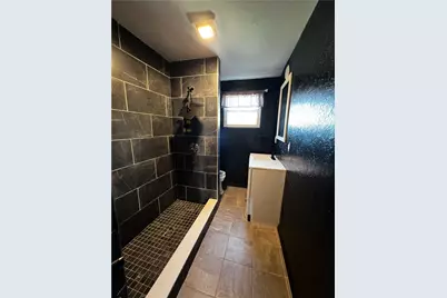 409 Vine St, Munhall, PA 15120 - Photo 13