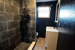 409 Vine St, Munhall, PA 15120 - Photo 13