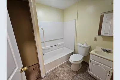 701 E 14th Ave, Munhall, PA 15120 - Photo 9