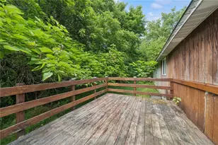 300 Millersdale Rd, Hempfield Township, PA 15601 - Photo 21