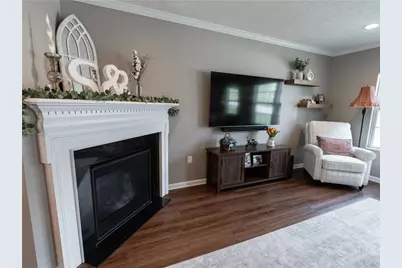 6407 Lindsey Ln, Export, PA 15632 - Photo 7
