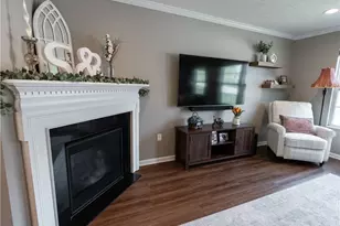 6407 Lindsey Ln, Export, PA 15632 - Photo 7