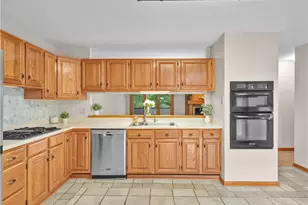 1420 Towne Square Dr, Pittsburgh, PA 15101 - Photo 13