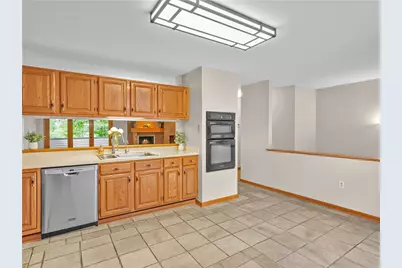 1420 Towne Square Dr, Pittsburgh, PA 15101 - Photo 13