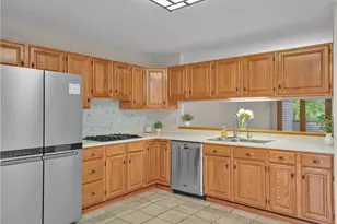 1420 Towne Square Dr, Pittsburgh, PA 15101 - Photo 11