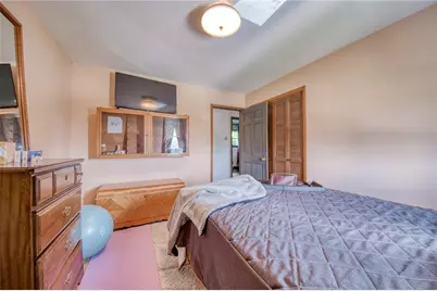 716 Monroe Ave, California, PA 15417 - Photo 13