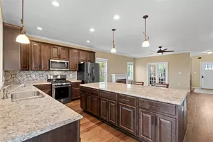 183 Kruger Cir, Forward Township, PA 16033 - Photo 3