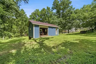 217 Country Club Rd, South Strabane, PA 15301 - Photo 39