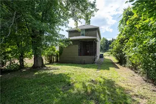 308 Wykes St, Aliquippa, PA 15001 - Photo 21