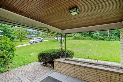 46 Laurel Ridge Rd, Coraopolis, PA 15108 - Photo 7