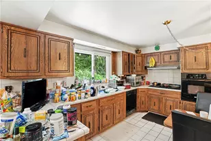 46 Laurel Ridge Rd, Coraopolis, PA 15108 - Photo 15