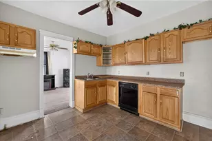 717 Poplar St, Erie City, PA 16502 - Photo 23