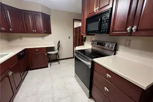 12289 Herold Dr, North Huntingdon, PA 15642 - Photo 5