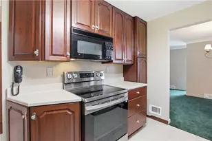 12289 Herold Dr, North Huntingdon, PA 15642 - Photo 15