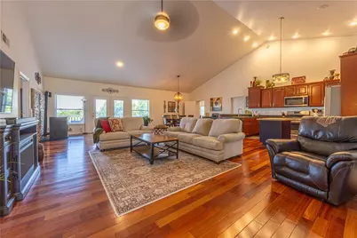 100 Clover Ln, South Union Township, PA 15401 - Photo 5
