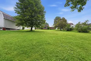 160 State St, Saxonburg Boro, PA 16056 - Photo 39