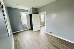 1004 Fritz St, Pittsburgh, PA 15203 - Photo 9