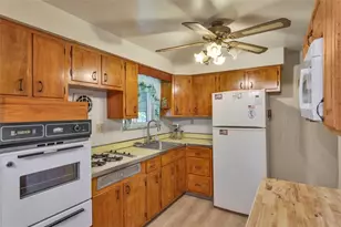 2 Blanchard Ln, North Versailles, PA 15137 - Photo 7