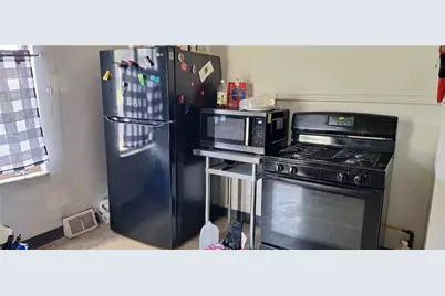 [Address not provided], East Pittsburgh, PA 15112 - Photo 11