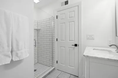 10489 Olde Villa Drive, Pittsburgh, PA 15044 - Photo 37