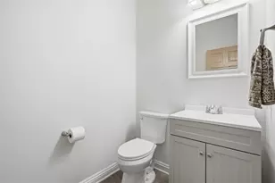 10489 Olde Villa Dr, Pittsburgh, PA 15044 - Photo 21