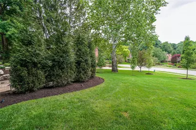 10489 Olde Villa Drive, Pittsburgh, PA 15044 - Photo 45