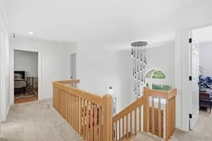 10489 Olde Villa Dr, Pittsburgh, PA 15044 - Photo 23