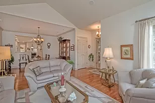 101 Cherry Hill Dr, Collier Township, PA 15142 - Photo 11