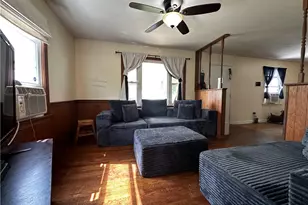633 Crowder Ave, Sharon, PA 16146 - Photo 7